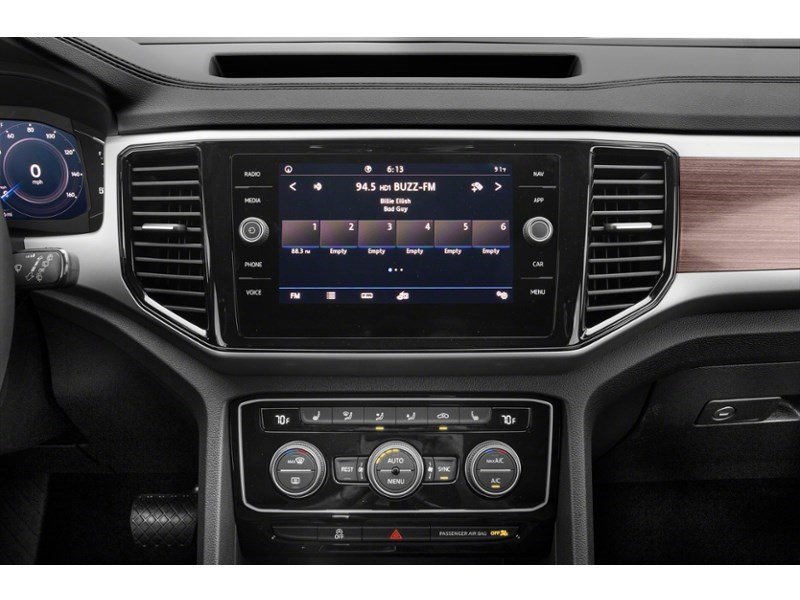 2023 Volkswagen Atlas Highline | 4MOTION | 3.6L | NAV | ROOF | LEATHER Interior Shot 2