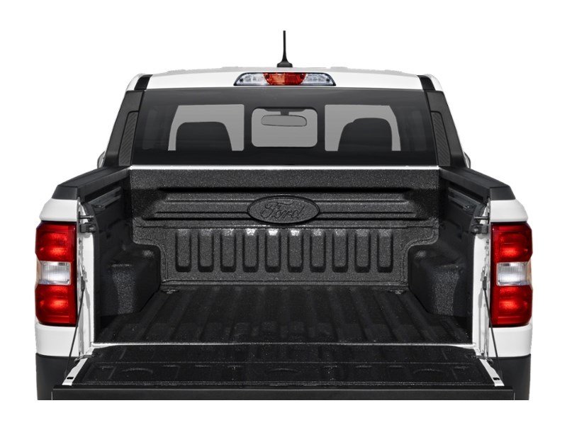 2023 Ford Maverick LARIAT AWD SuperCrew Exterior Shot 4