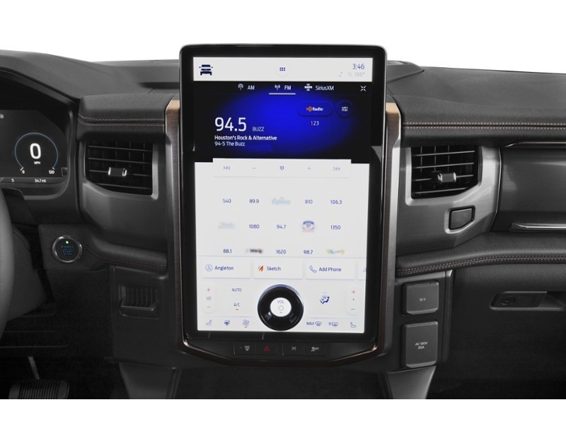 2022 Ford F-150 Lightning LARIAT 4WD SuperCrew 5.5' Box Interior Shot 2