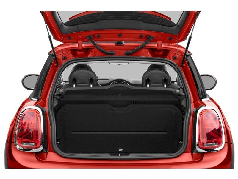 2023 MINI SE 3 Door Cooper SE FWD Exterior Shot 4