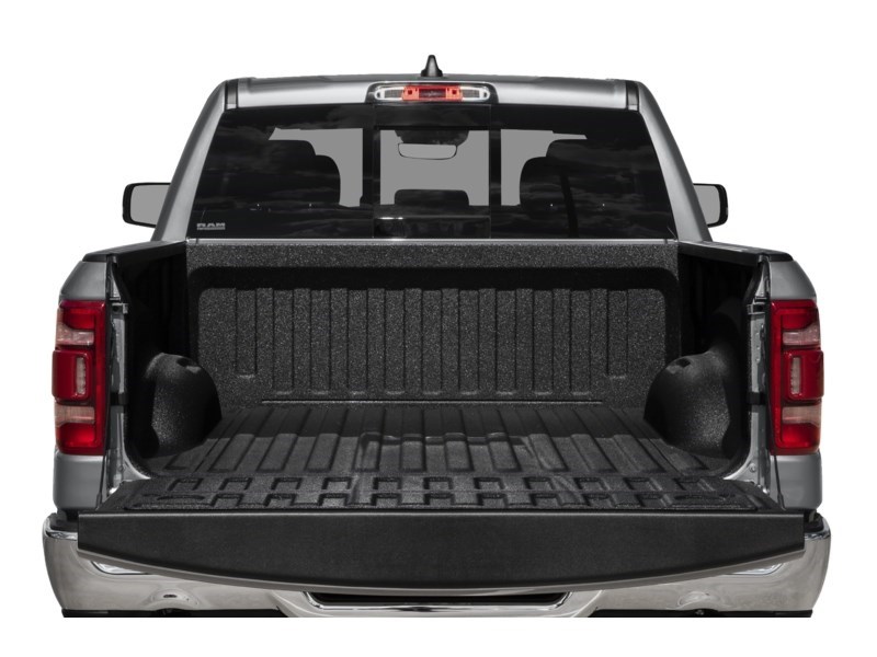 2022 RAM 1500 Limited 4x4 Crew Cab 5'7