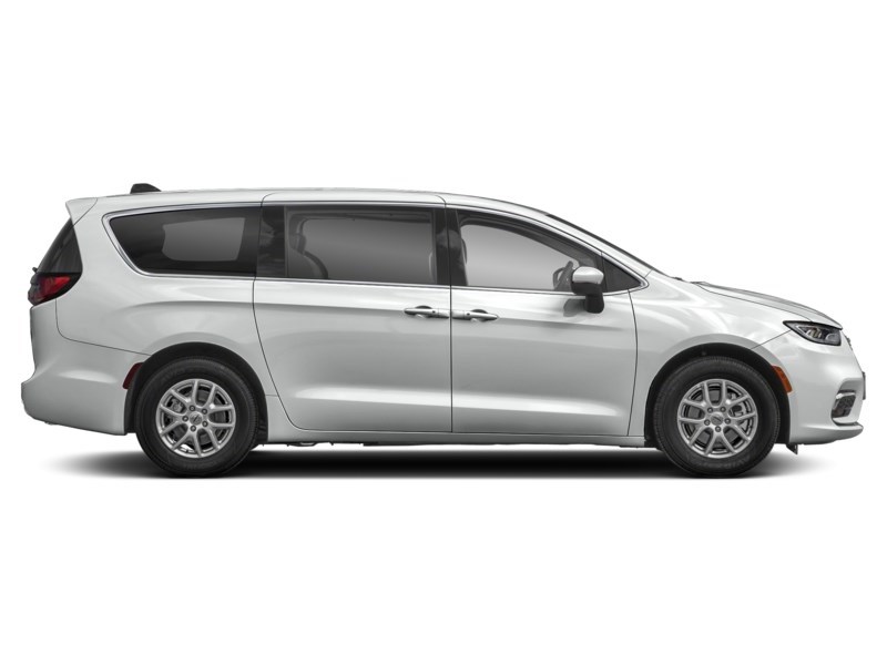 2023 Chrysler Pacifica Touring L FWD Exterior Shot 10