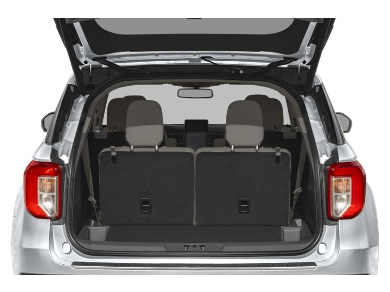 2023 Ford Explorer Platinum 4WD Exterior Shot 4