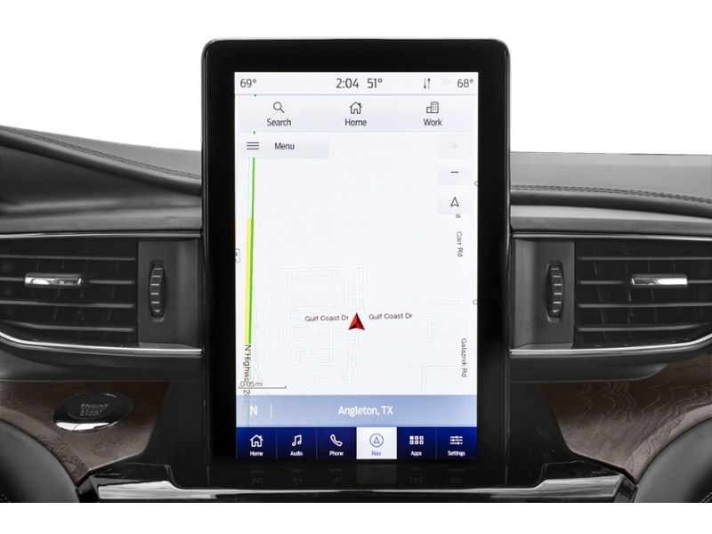 2023 Ford Explorer Platinum 4WD Interior Shot 8
