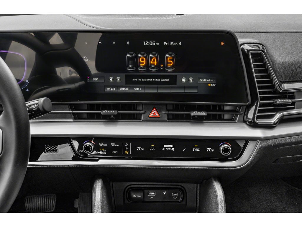 2025 Kia Sportage Interior