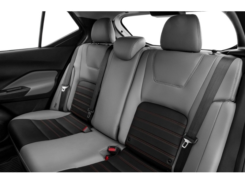 2024 Nissan Kicks SR FWD Interior Shot 5