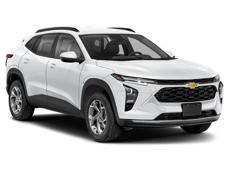2026 Chevrolet Trax FWD 4dr LT Exterior Shot 8