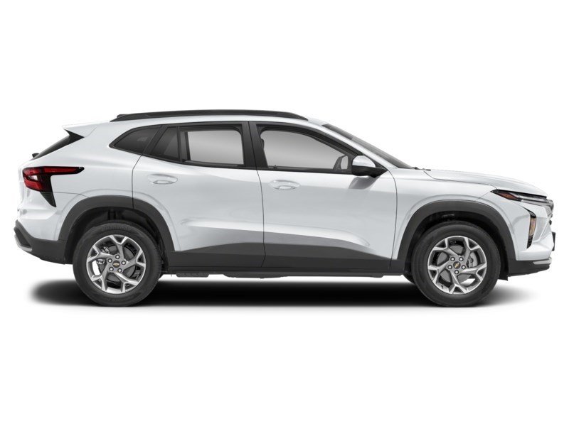 2026 Chevrolet Trax FWD 4dr LT Exterior Shot 10