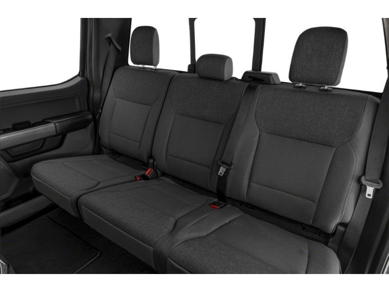 2024 Ford F-150 XLT 4WD SuperCrew 5.5' Box Interior Shot 5