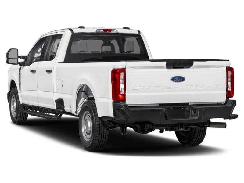 2027 Ford F-250 XL 4WD Crew Cab 6.75' Box Exterior Shot 9