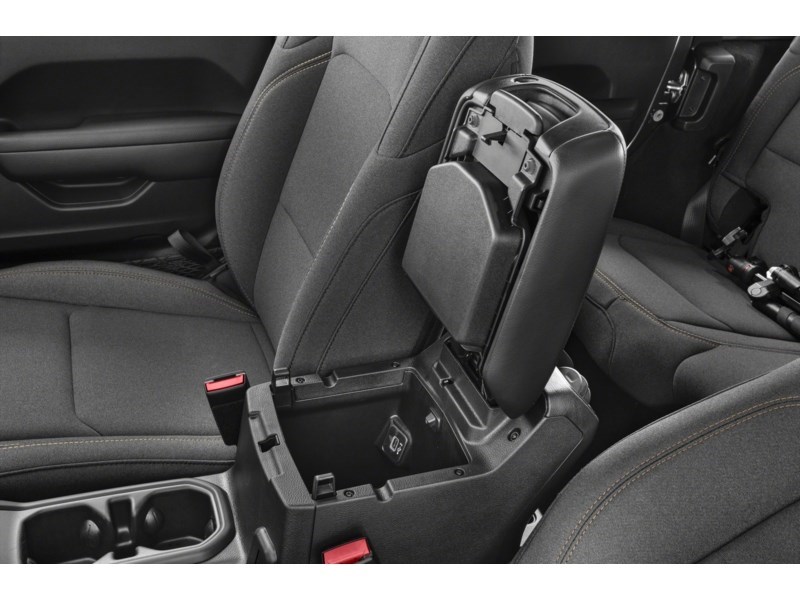 2024 Jeep Wrangler Sahara 4 Door 4x4 Interior Shot 7