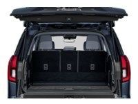 2027 Ford Expedition Platinum 4x4 Exterior Shot 4