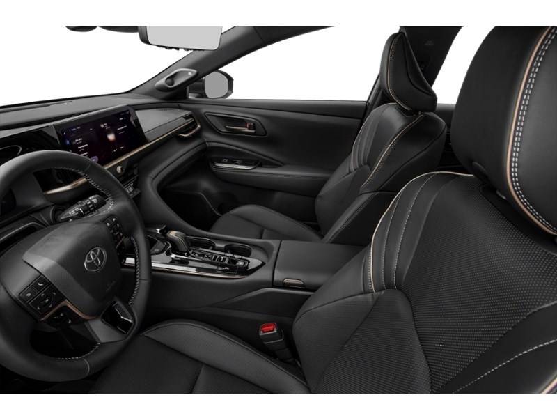2025 Toyota Crown Signia Limited AWD Interior Shot 4