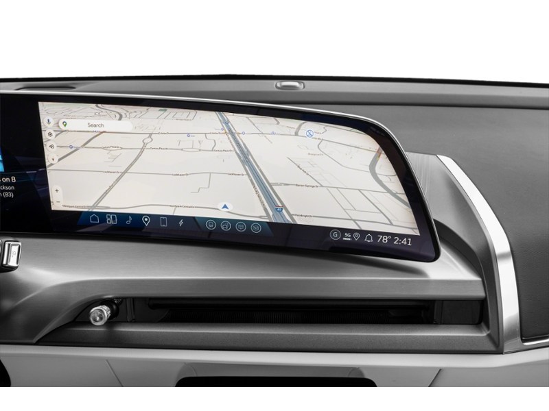 2027 Cadillac VISTIQ AWD 4dr Sport Interior Shot 8