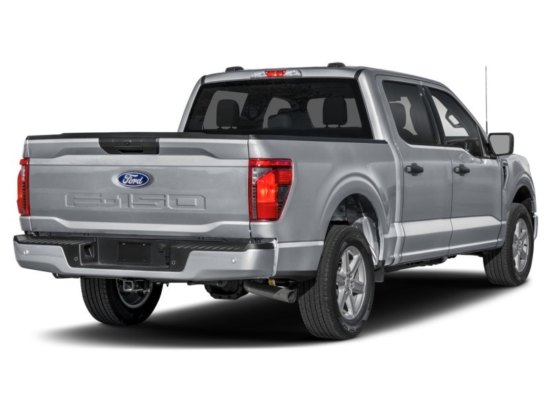 2026 Ford F-150 XLT 4WD SuperCrew 5.5' Box Exterior Shot 2