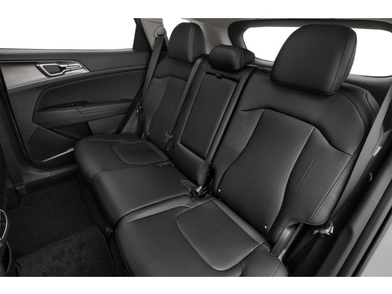 2026 Kia Sportage EX AWD Interior Shot 5