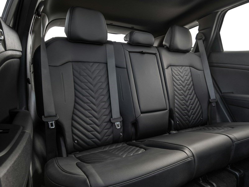 2026 Kia Sportage X-Line AWD OEM Shot 6