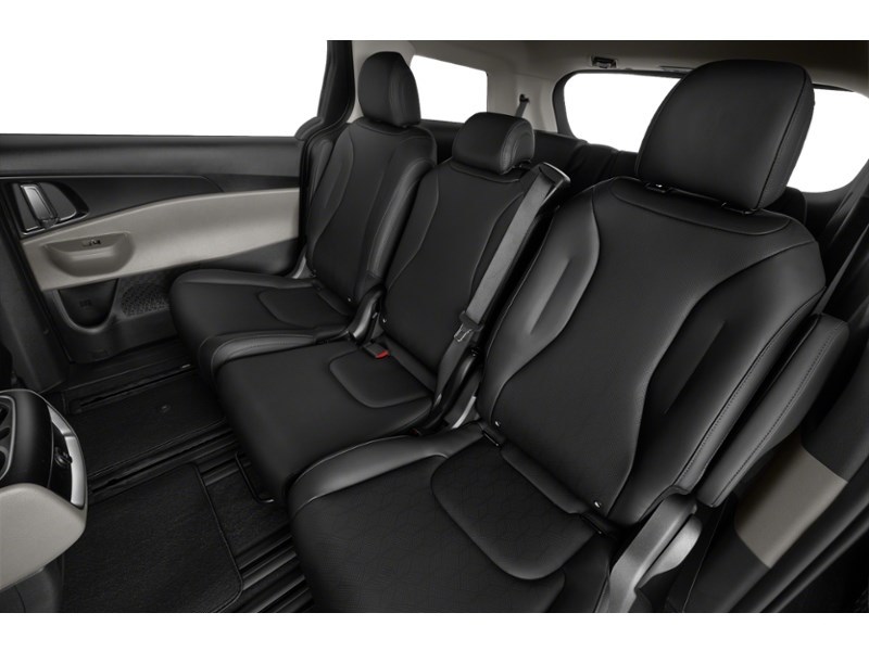 2026 Kia Carnival Hybrid LX+ FWD Interior Shot 5