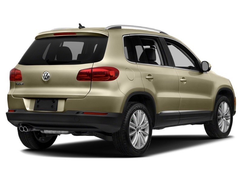 2013 Volkswagen Tiguan 4dr Auto Comfortline 4Motion White Gold Metallic  Shot 24
