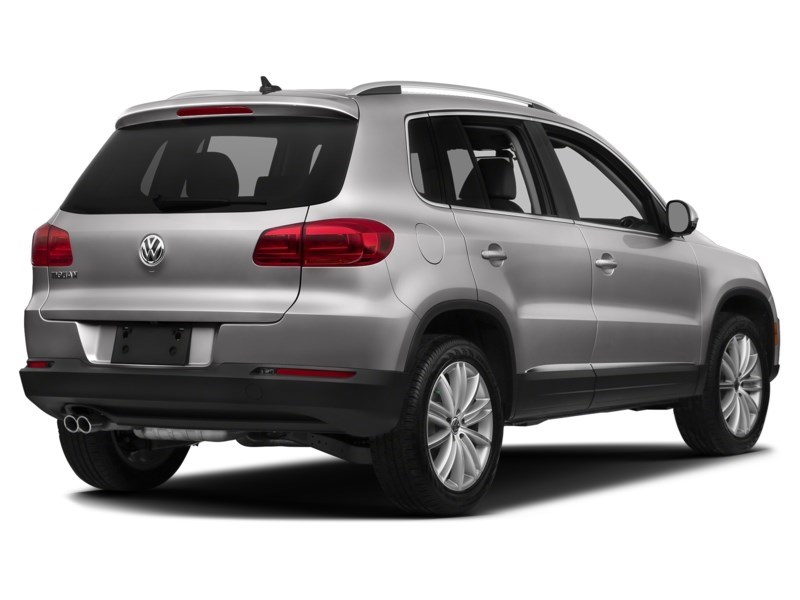 2017 Volkswagen Tiguan 4MOTION 4dr Wolfsburg Edition Reflex Silver Metallic  Shot 20