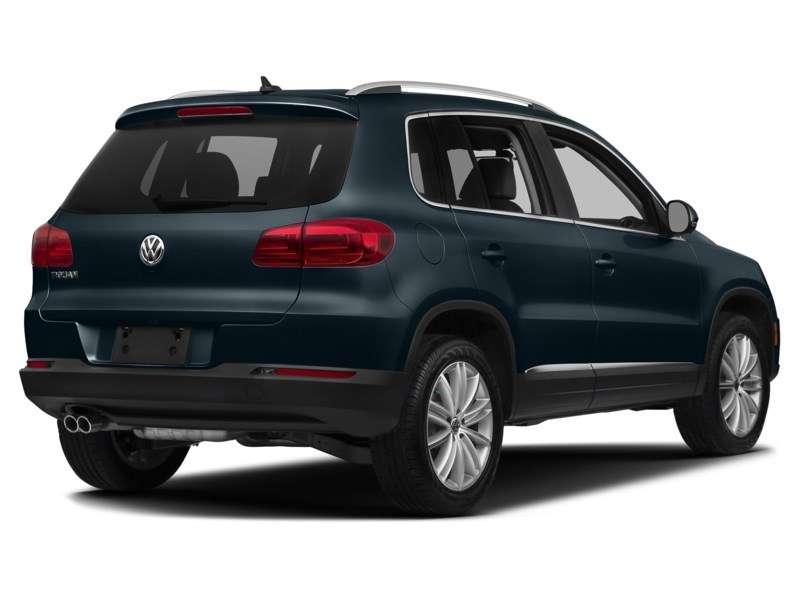 2017 Volkswagen Tiguan 4MOTION 4dr Wolfsburg Edition Night Blue Metallic  Shot 26