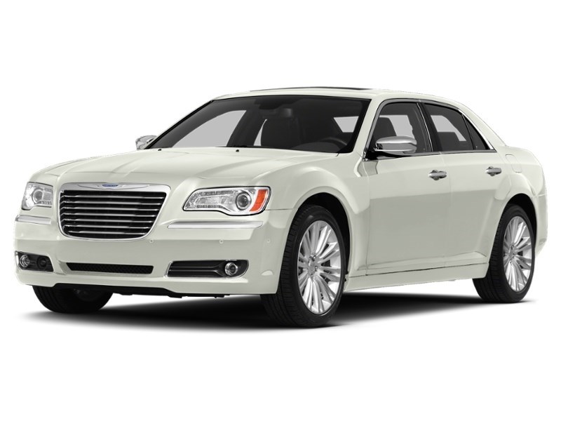 2013 Chrysler 300 4dr Sdn Touring RWD Bright White Clearcoat  Shot 40