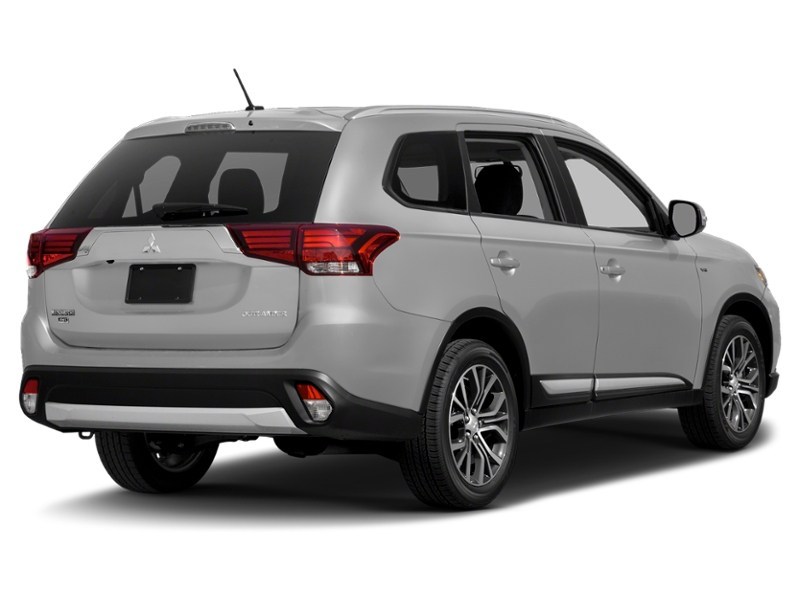 2018 Mitsubishi Outlander SE AWC Sterling Silver  Shot 6