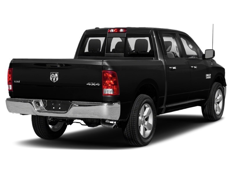 2018 RAM 1500 Big Horn 4x4 Crew Cab 5'7