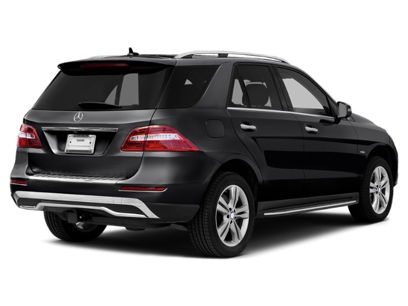 2013 Mercedes-Benz M-Class 4MATIC 4dr ML 350 BlueTEC Black  Shot 12