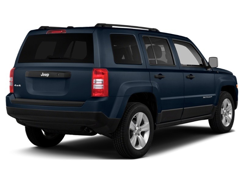 2016 Jeep Patriot 4WD 4dr High Altitude True Blue Pearl  Shot 11