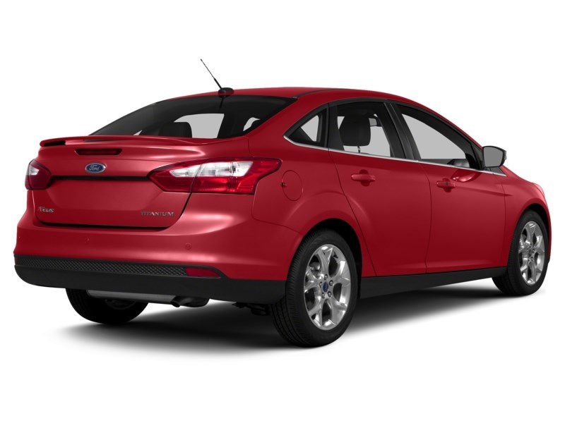 2014 Ford Focus 4dr Sdn SE Ruby Red Tinted Clearcoat  Shot 24