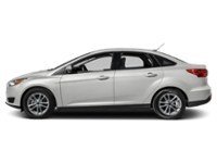2015 Ford Focus 4dr Sdn SE Oxford White  Shot 47