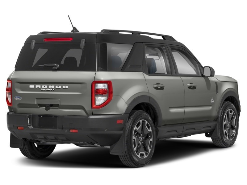 2022 Ford Bronco Sport Outer Banks 4x4 Iconic Silver Metallic  Shot 31