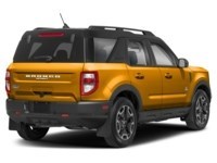 2022 Ford Bronco Sport Outer Banks 4x4 Cyber Orange Metallic Tri-Coat  Shot 46