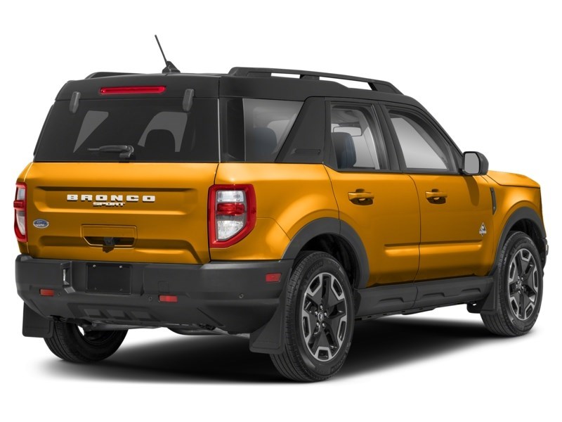 2022 Ford Bronco Sport Outer Banks 4x4 Cyber Orange Metallic Tri-Coat  Shot 50