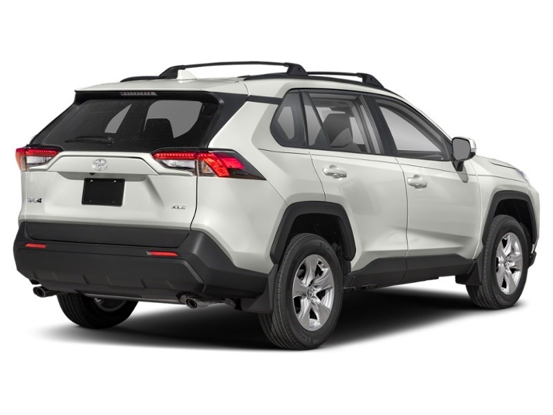 2022 Toyota RAV4 XLE AWD Blizzard Pearl  Shot 6