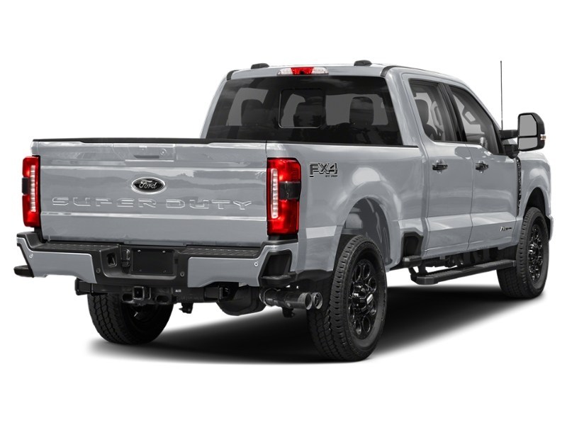 2026 Ford F-250 XLT 4WD Crew Cab 6.75' Box Iconic Silver Metallic  Shot 37